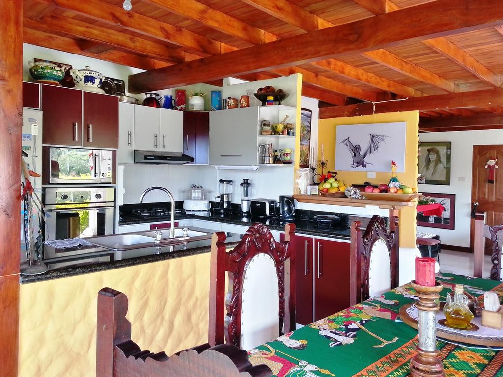 ハルディン Coliving La Boira Bed & Breakfast エクステリア 写真