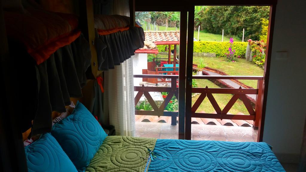 ハルディン Coliving La Boira Bed & Breakfast エクステリア 写真