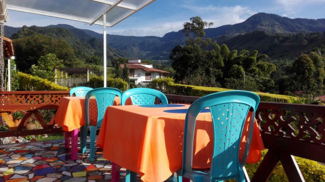 ハルディン Coliving La Boira Bed & Breakfast エクステリア 写真