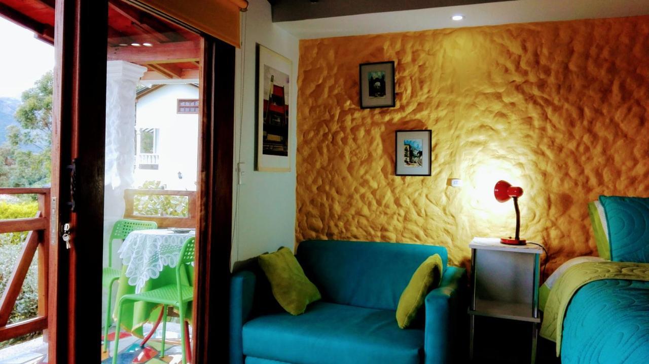 ハルディン Coliving La Boira Bed & Breakfast エクステリア 写真